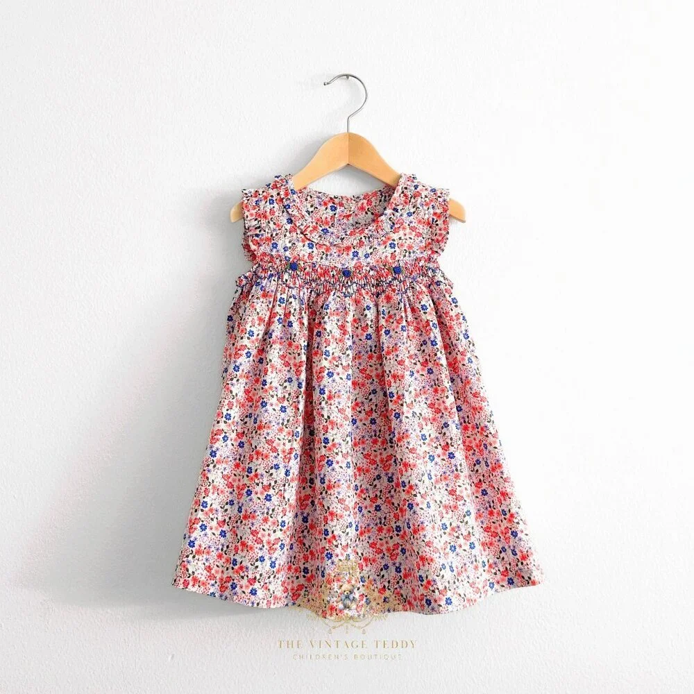 NWT Lovely Girls Smocked Embroidered Dress Boutique Special Occassion Formal 18M - Picture 1 of 5
